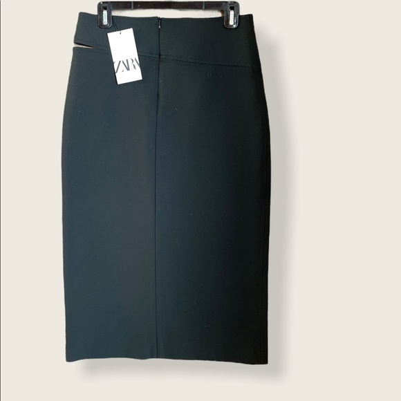 NWT Zara front split pencil skirt with cut out - Picture 3 of 6